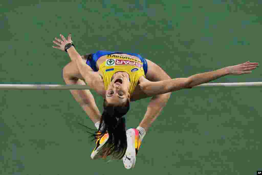 Yaroslava Mahuchikh of Ukraine makes an attempt in the Women High Jump final at the European Athletics Indoor Championships at Atakoy Arena in Istanbul, Turkey.