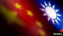 中国与台湾旗帜