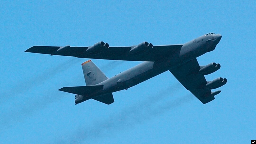 미군의 B-52 전략폭격기. (자료사진)