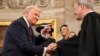 Kou Siprèm Egzije Administrasyon Trump la Peye 2 Milya Dola Èd Li Bloke