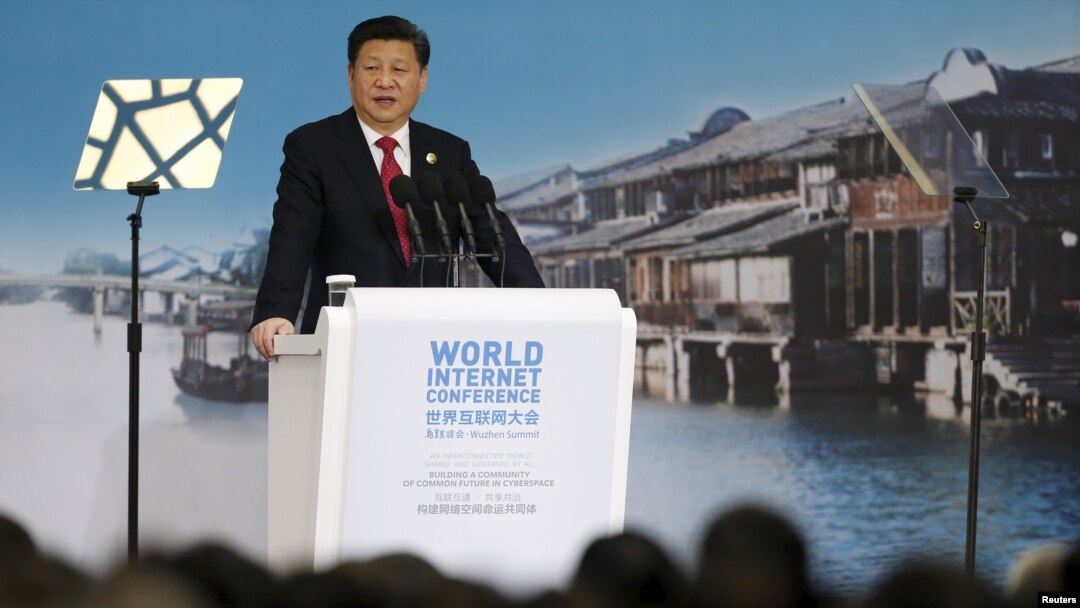 習近平在烏鎮舉行的第二屆世界互聯網大會發表主旨演講。