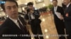 两会代表避谈敏感议题 赞美领袖热情高