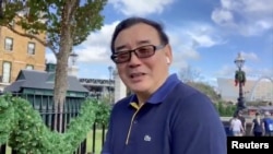 澳籍华裔作家杨恒均（照片取自杨恒均的推特网页）