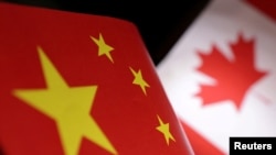 中国与加拿大国旗图示