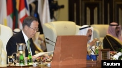 2013年1月30日联合国秘书长潘基文在科威特举行援助叙利亚的国际人道会议上发出呼吁