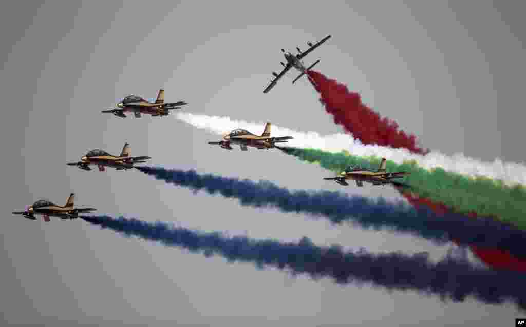 Al Fursan, or the Knights, a UAE Air Force aerobatic display team, perform on the second day of the Dubai Air Show, United Arab Emirates.