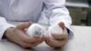 Addiction Risk Rises From Chronic Use of Painkillers, Experts Say