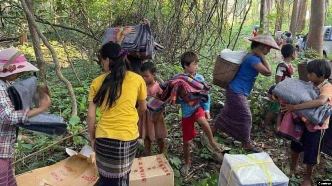 ယခင်မှတ်တမ်းရုပ်ပုံ | ကယားဒေသ စစ်ဘေးရှောင်ပြည်သူများ