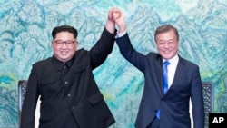 朝鲜领导人金正恩与韩国总统文在寅