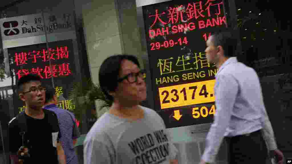 香港基准恒生指下跌超过500点