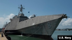 美国“蒙哥马利号”濒海战舰(USS Montgomery)2019年7月6日抵达新加坡（美国海军图片）