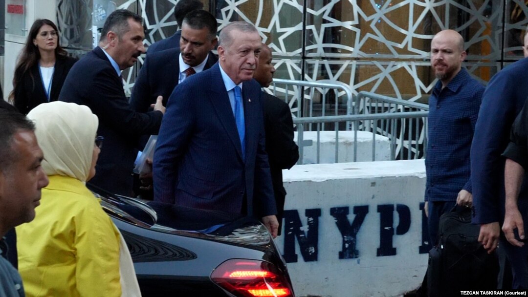 Cumhurbaşkanı Erdoğan pazartesi günü “Geleceğin Zirvesi”nde, salı günü de BM Genel Kurulu’nda konuşacak. 
